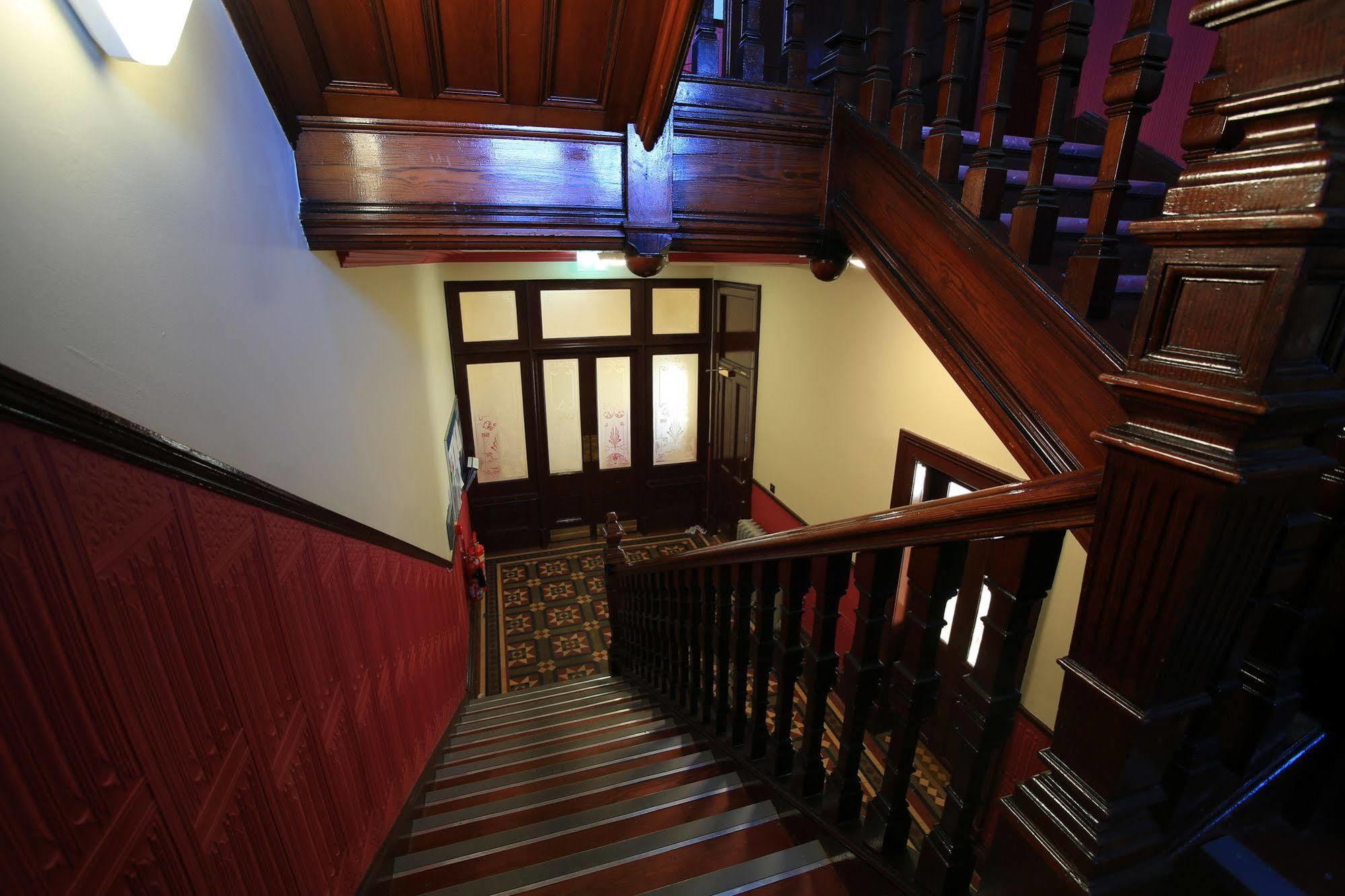 איינסטרטר Murray Library מראה חיצוני תמונה